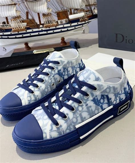 dior b23 price.